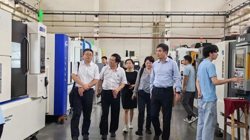 变频器模拟量输出：揭秘其原理与选型要点